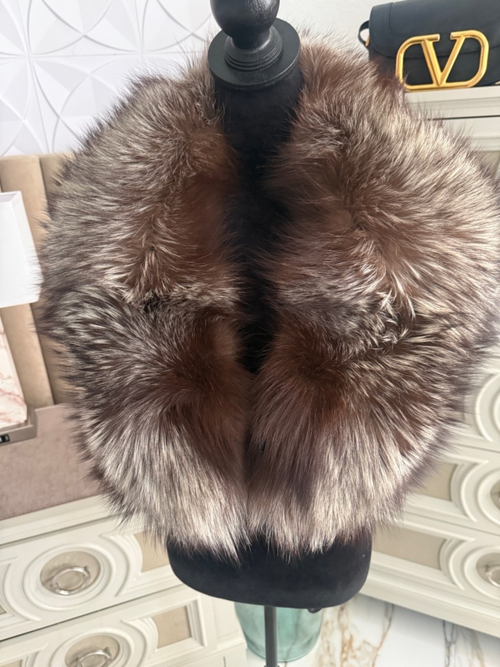 Saga fox fur thick scarf wrap